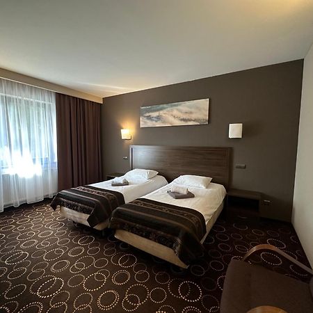 Hotel Zimnik Luksus Natury Spa & Wellness Ostre Екстериор снимка