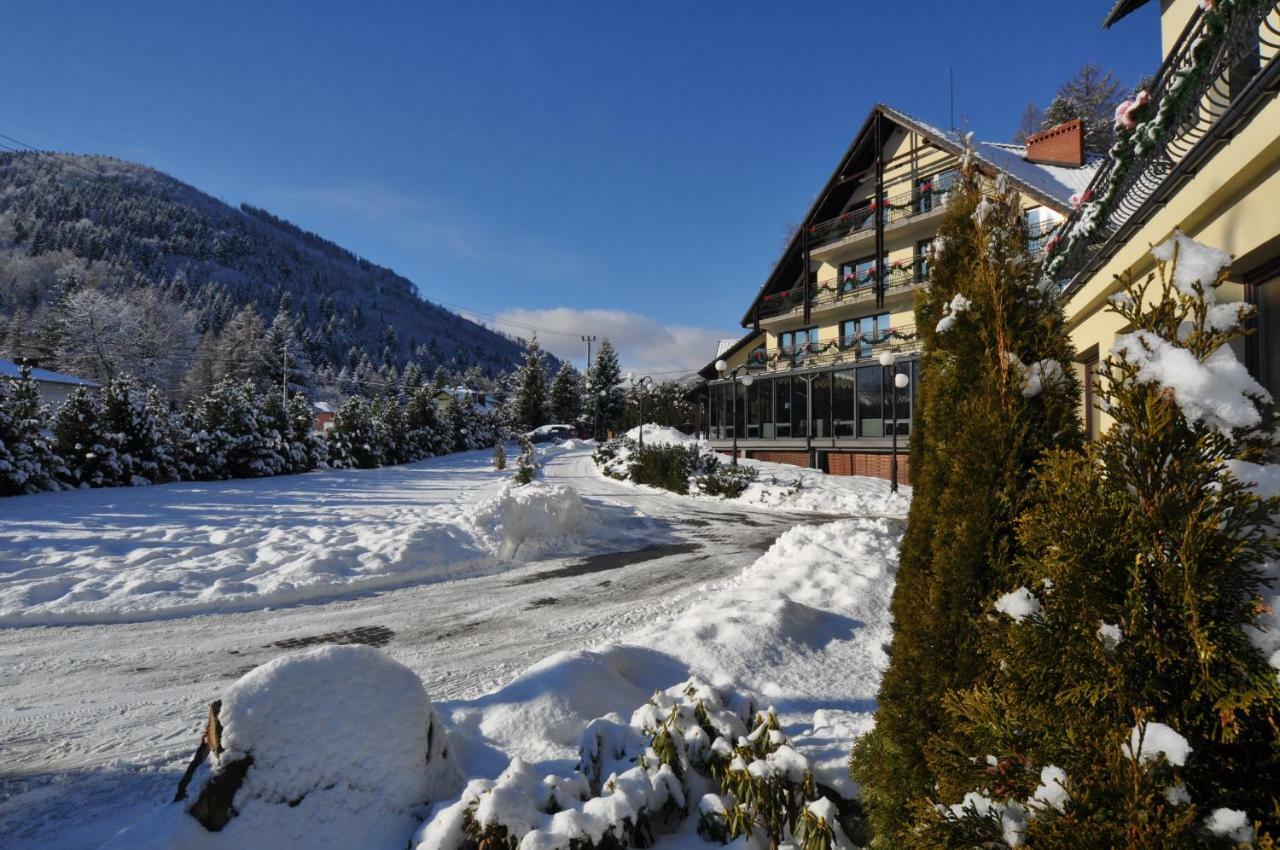 Hotel Zimnik Luksus Natury Spa & Wellness Ostre Екстериор снимка